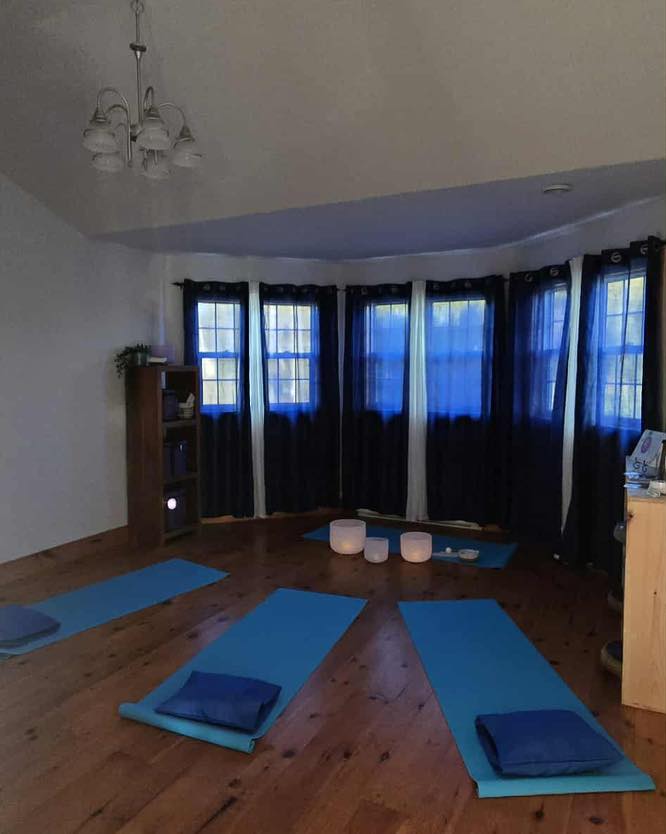 Sound Therapy & Yoga Room - Crystal bowls and meditation space for mindfulness practice